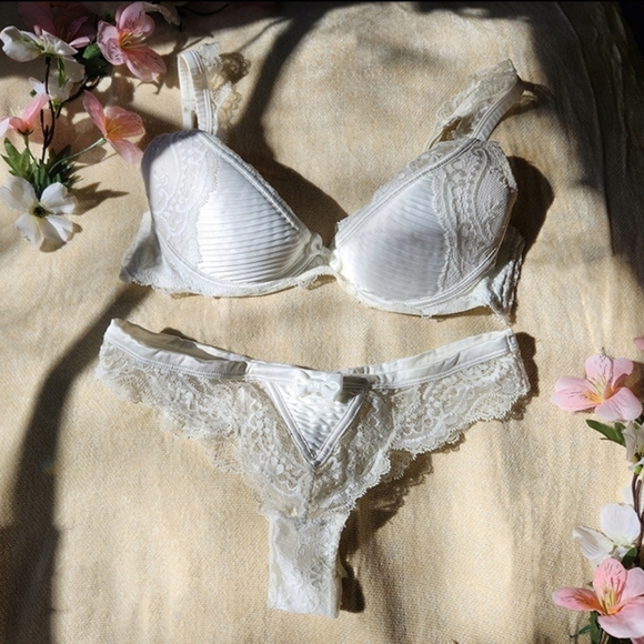 Honey Birdette Senorita Ivory Set - Picture 2 of 6